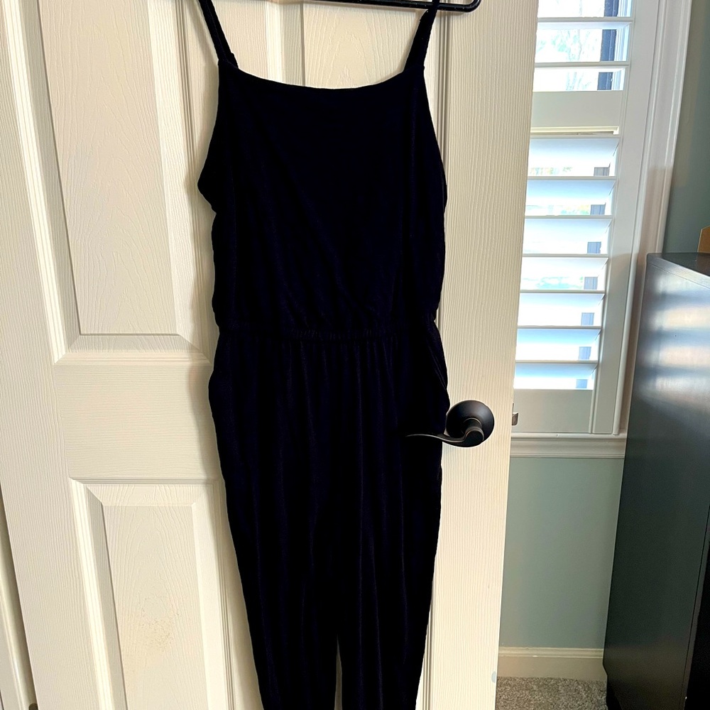Old Navy women’s black spaghetti strap romper size small
